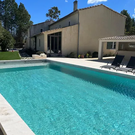 Villa Mas Arietis *